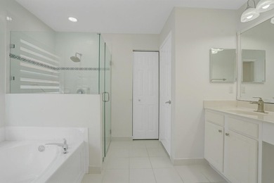 A BRAND NEW ROOF 2026!!! A SPACIOUS 3 BEDROOM/2 FULL BATHROOM - photo 12