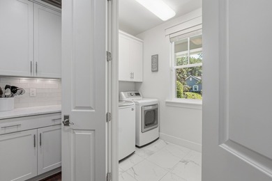 Charming Single Story Home Backing to Conservation Areae see - photo 13