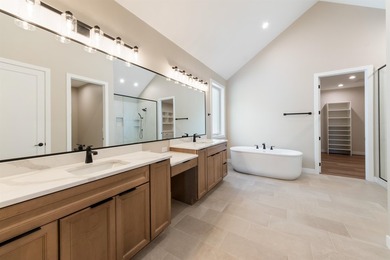 Welcome to an extraordinary lakeside retreat on the coveted - photo 19