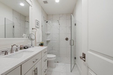 Charming Single Story Home Backing to Conservation Areae see - photo 33
