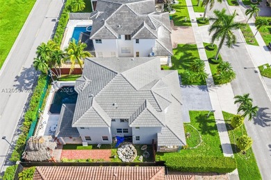 Discover your own private oasis in this stunning 4-bedroom - photo 33
