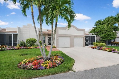 Light, bright & beautifully updated 2/2 villa in the desirable - photo 1