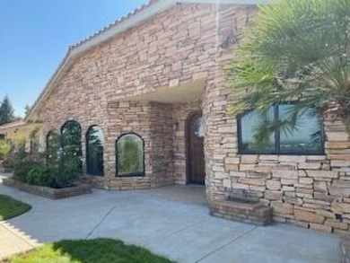 Lake Home For Sale in Palmdale, California