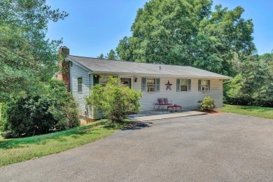 Smith Mountain Lake Home Sale Pending in Wirtz Virginia