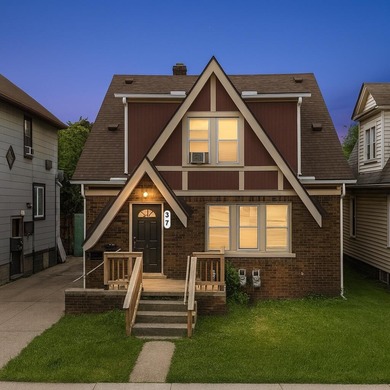 Detroit River Home For Sale in Ecorse Michigan