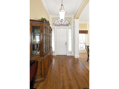 Additional listing photo 2