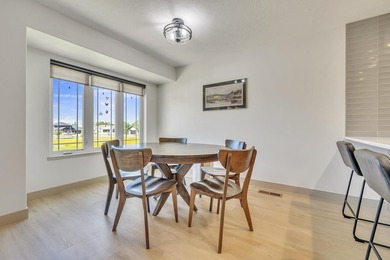 This beautifully renovated family home has everything you need! - photo 14