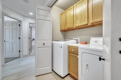 This beautifully renovated family home has everything you need! - photo 15