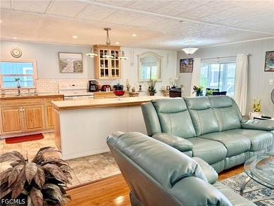 Beautifully updated 2-bedroom, 2-bath manufactured home located - photo 17