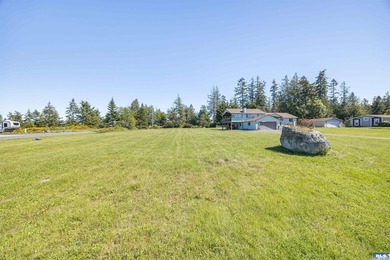 This multi-level home features a brilliant open-concept design - photo 20