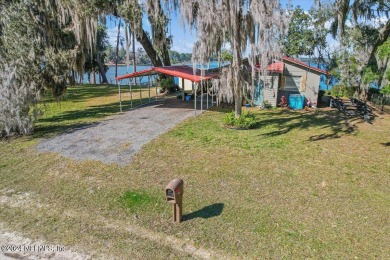 Lake Grandin Home For Sale in Interlachen Florida