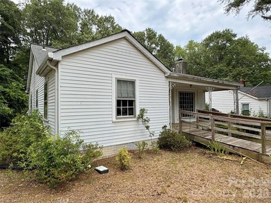 Just hit the market and has SO much potential! Come live, work - photo 32