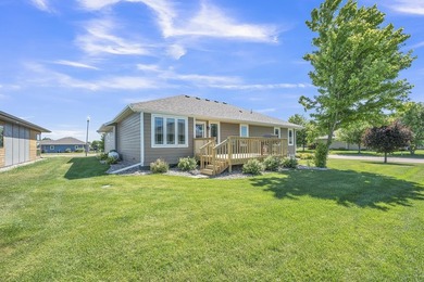 This beautifully renovated family home has everything you need! - photo 32