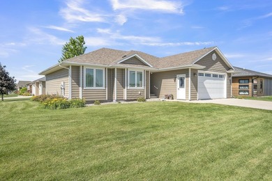 This beautifully renovated family home has everything you need! - photo 34