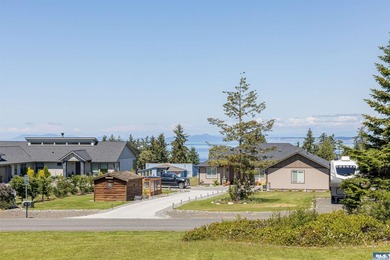 This multi-level home features a brilliant open-concept design - photo 41
