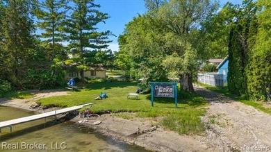 Move-in ready 3-bedroom, 2-bath split-level with lake privileges - photo 50