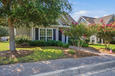 Welcome to this charming Florida cottage nestled in the highly - photo 6