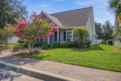 Welcome to this charming Florida cottage nestled in the highly - photo 7