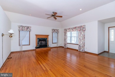 Priced almost $45,000 below Current Tax Assessment!! Come Home - photo 13