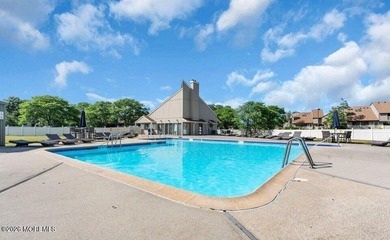 Investor opportunity in desirable Cotswold on the Green! This - photo 14