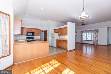 Priced almost $45,000 below Current Tax Assessment!! Come Home - photo 15