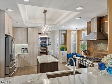 Stunning top-floor coach home in Coronado at Gulf Harbour Yacht - photo 17