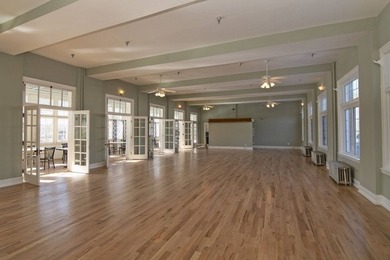 The Pence Springs Resort Hotel (most recently known as the - photo 18