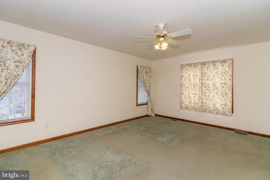 Priced almost $45,000 below Current Tax Assessment!! Come Home - photo 22