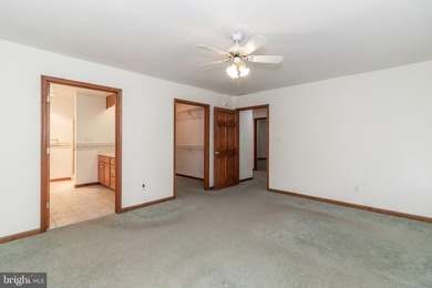 Priced almost $45,000 below Current Tax Assessment!! Come Home - photo 23