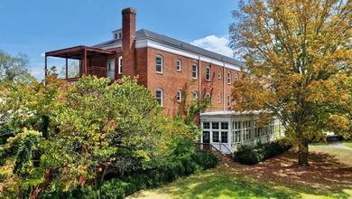 The Pence Springs Resort Hotel (most recently known as the - photo 33