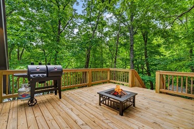 MOUNTAIN LIVING MEETS STORYBOOK CHARM! Creekside serenity - photo 34