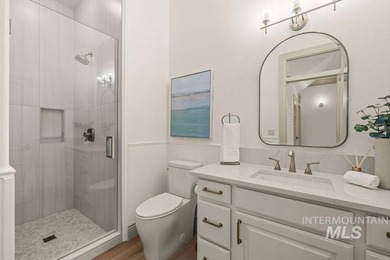 Exceptional custom home and timeless luxury nestled on a - photo 41