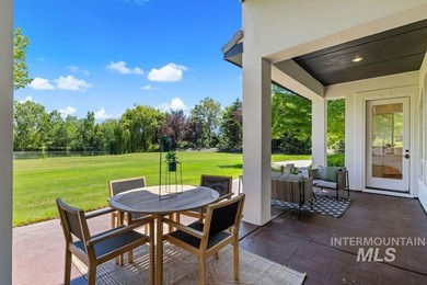 Exceptional custom home and timeless luxury nestled on a - photo 45