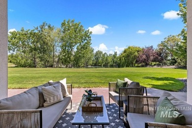 Exceptional custom home and timeless luxury nestled on a - photo 46