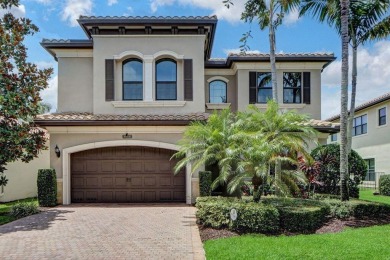 Lake Home For Sale in Delray Beach, Florida
