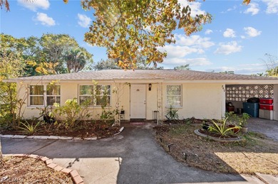 Caloosahatchee River Home For Sale in Fort Myers Florida