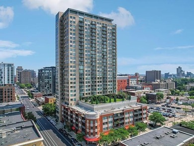Welcome to unit #2003 at Skyscape. This 20th floor unit - photo 4