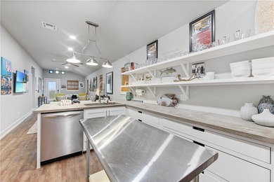 Attention BUYERS: This fully furnished 3-bedroom, 3-bath home - photo 13