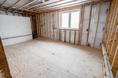 Unlock the potential of this versatile, fully-renovated - photo 16
