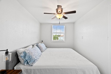 Discover the perfect coastal escape in this charming cottage in - photo 17