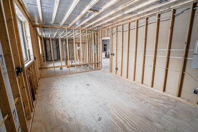 Unlock the potential of this versatile, fully-renovated - photo 17