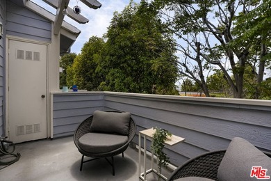 Welcome to this bright and stylish corner-unit 2-bedroom, 2-bath - photo 20