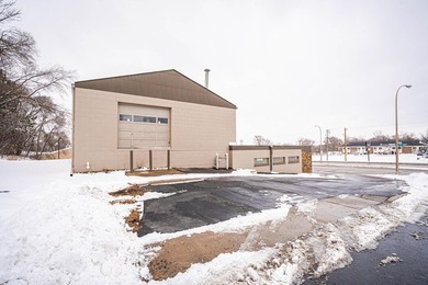 Unlock the potential of this versatile, fully-renovated - photo 22