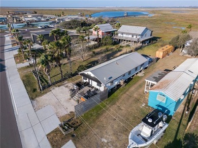 Attention BUYERS: This fully furnished 3-bedroom, 3-bath home - photo 36