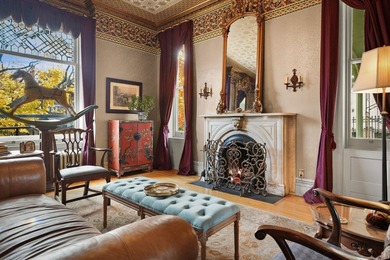 Wake to sunlight streaming thru tall windows as the house stirs - photo 4