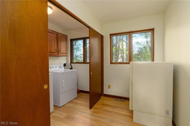 This late 20th-century, three-story contemporary residence - photo 10