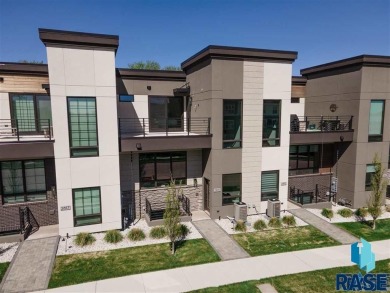 (private lake, pond, creek) Home For Sale in Sioux Falls South Dakota