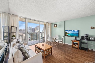 Located in the heart of Waikiki, this 2-bedroom condo at Fairway - photo 3