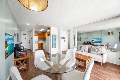 Located in the heart of Waikiki, this 2-bedroom condo at Fairway - photo 5