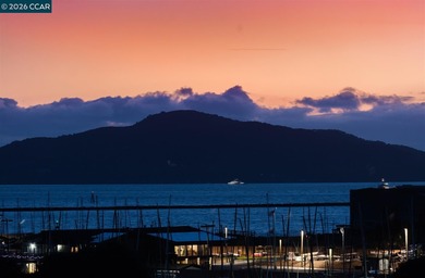 NUMBER 412: A Residence of Light and Air Top-floor silence, with